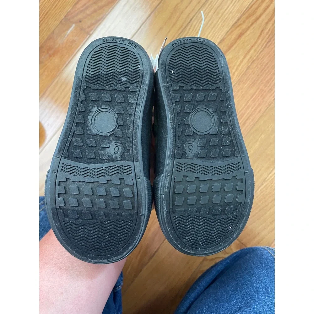 Old Navy Toddler Boys Camo Canvas High Top Skate Sneakers Green Black Size 6